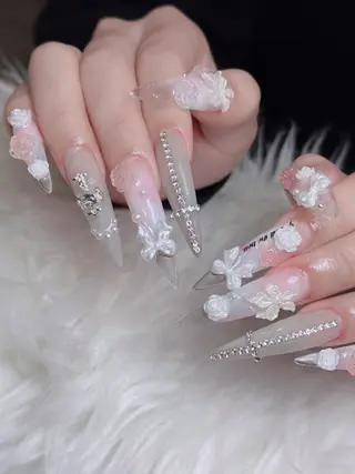 ネイル Lumi Nail 新大久保3‘のネイルデザイン