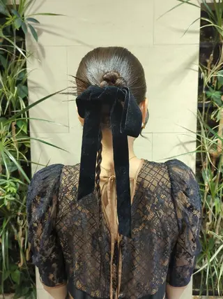 ロング 髪質改善/お呼ば れヘア/透明感カラーのヘアスタイル