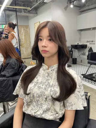 ロング カラー 新宿/韓国ヘア/ 髪質改善ストレートのヘアスタイル