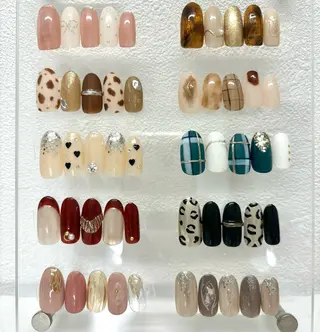 ネイル ラヴィアンローズ所属・S. kurumiのネイルデザイン