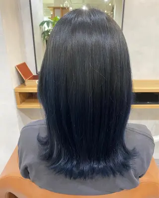 ミディアム サロウィン新宿三丁目所属・✨クセ・広がりで悩む 学生さんへ✨taroのヘアスタイル