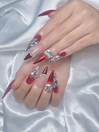 ネイル LEELA NAIL STUDIO所属・LEELA NAIL STUDIOのネイルデザイン