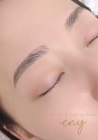 アイブロウ eny🫧 MIYUのマツエク・マツパデザイン