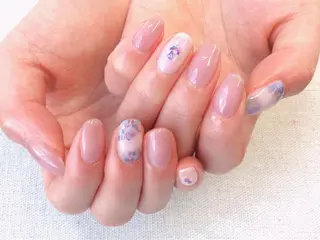 ネイル 新橋 ルキナ スタッフのネイルデザイン