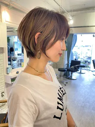 ショート カラー 木元 瑛✂︎ボブのヘアスタイル