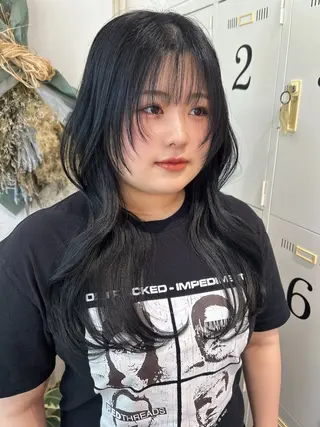 ロング カラー merc. 🩵せのおのヘアスタイル