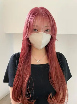 カラー 🎀ボブ＋ハイトーン シュカ👶🏻のヘアスタイル