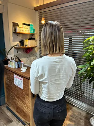 ショート カラー LUANAhair所属・金田 拓也のヘアスタイル