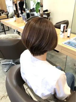 カラー ニスル　町田店所属・似合わせカットカラー 望月一生のヘアスタイル