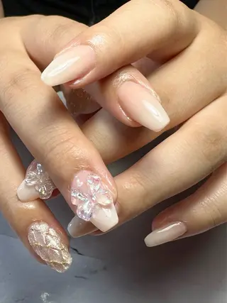 ネイル 新山 聖のネイルデザイン