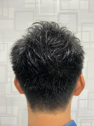 ショート メンズ カットパーマ✂️ 小坂田玲亜のヘアスタイル