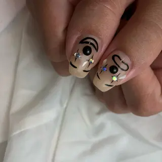 ネイル PEACE minariのネイルデザイン