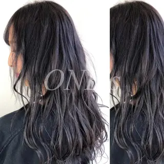 ロング カラー JuNブリーチに 縮毛矯正するプロのヘアスタイル