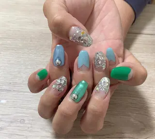 ネイル MINAMI nailsのネイルデザイン
