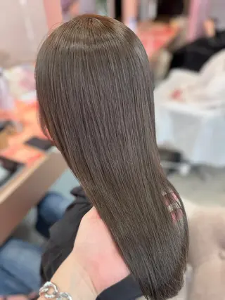 セミロング wixymimi　hair salon所属・艶カラー✨レイヤー 𝐚𝐲𝐚𝐤𝐚のヘアスタイル