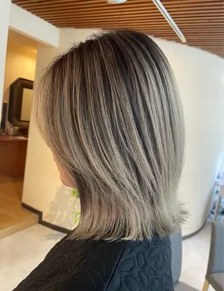 ミディアム 宮本 いぶきのヘアスタイル