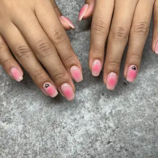 ネイル アマンビューティーリゾート所属・竹内 日菜のマツエク・マツパデザイン