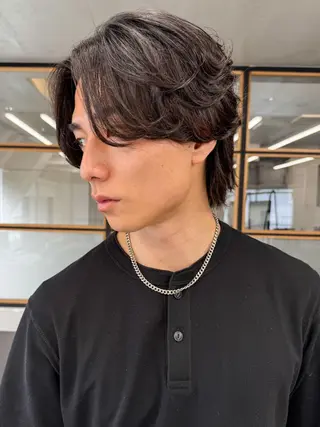 メンズ パーマ🤍メンズヘア 韓国🤍YUYAKAのヘアスタイル