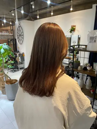 ロング カラー UMEDA FIGAROのヘアスタイル