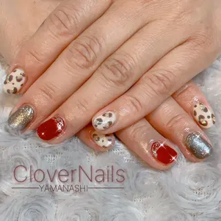 ネイル 自宅ネイルサロン クロバーネイルのネイルデザイン