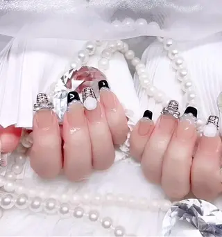 ネイル KARI ネイルサロンのネイルデザイン