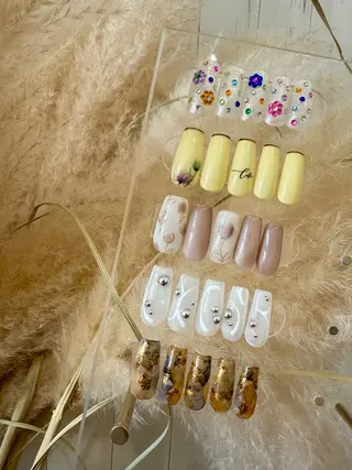 ネイル Color . Iwanoのネイルデザイン