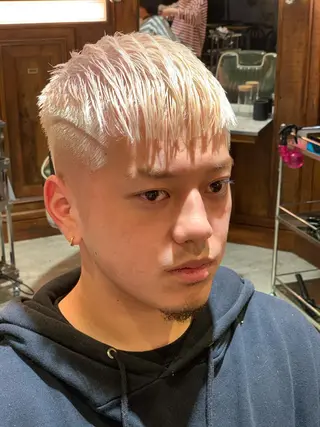 ショート カラー メンズ BINGO HAIR WORKS 【ビンゴヘアワークス】所属・🎱メンズフェード 特化HYOGA🎱のヘアスタイル