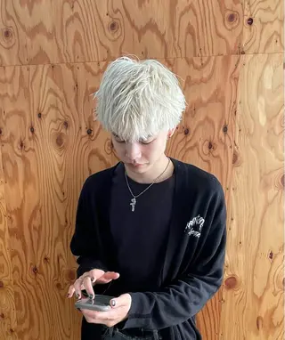 ショート カラー メンズ isi(イシ)所属・isi／門真／古川橋 EITOのヘアスタイル