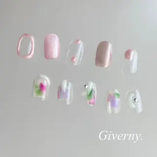 ネイル Giverny .のネイルデザイン