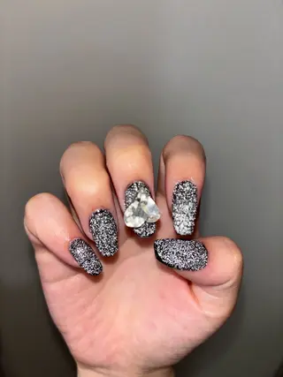 ネイル chaton nails所属・小原 夏鈴のネイルデザイン