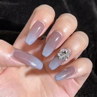 ネイル Nailsalon Julius luna所属・Juliusluna FUZUKIのネイルデザイン