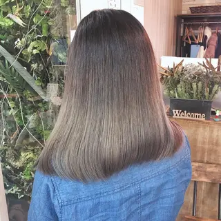 ミディアム L'wis所属・🪄🫧ハイトーン/ 乙津茜🐰L'wisのヘアスタイル