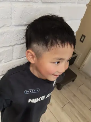 メンズ キッズ リアナ ヘアーアトリエ 涼泉のヘアスタイル