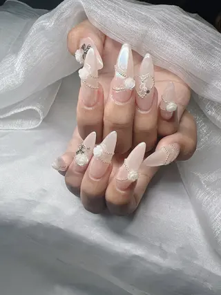 ネイル Lee Nailsのネイルデザイン