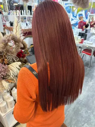 ロング カラー LOMARLIE JURIAのヘアスタイル