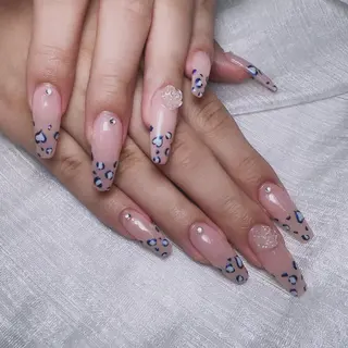 ネイル share所属・. yurieのネイルデザイン