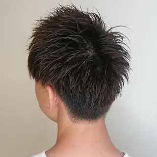 メンズ ブリーチ/ヘアケア/ 艶髪/イギチハルのヘアスタイル