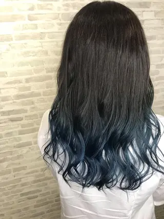 セミロング カラー Noa Links所属・平田 怜のヘアスタイル