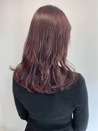 セミロング カラー 壽真央 /ブリーチカラーのヘアスタイル