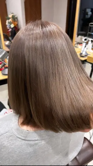 カラー QUON.伊勢崎店所属・ブリーチ＆ハイトーン 歌 心のヘアスタイル