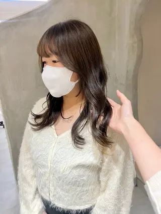 セミロング カラー effect横浜所属・切りっぱなしボブ/ 艶カラー/綾莉のヘアスタイル