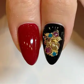 ネイル ヤマダ サクラのヘアスタイル