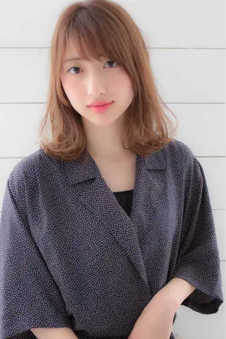 ミディアム うる艶/レイヤー 🪞池袋LAND🪞のヘアスタイル