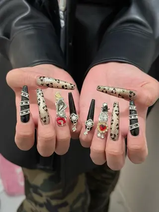 ネイル Eli Nails 新宿のネイルデザイン