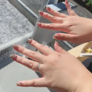 ネイル Nailsalon Lightsのネイルデザイン