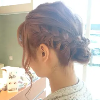 ヘアアレンジ 浦川 敬太のヘアスタイル