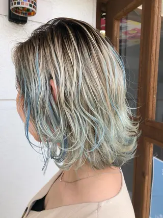 ショート カラー レイヤーカット匠 イソザキノリユキのヘアスタイル