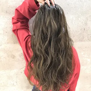 ロング MiL所属・✨ハイトーン✨ 濱田知孝のヘアスタイル