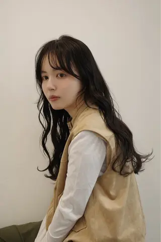 ロング パーマ Kaede🍁 FILMS 渋谷のヘアスタイル