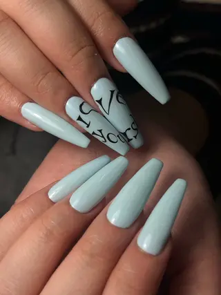 ネイル SoLuna Hikariのネイルデザイン